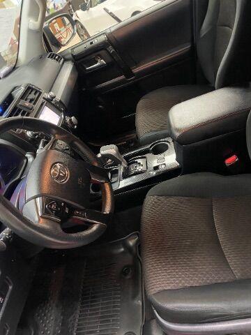 Photo of 2019 Midnight Black Metallic Toyota 4Runner