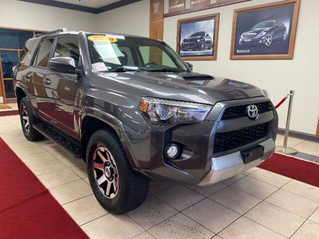 Photo of 2019 Midnight Black Metallic Toyota 4Runner