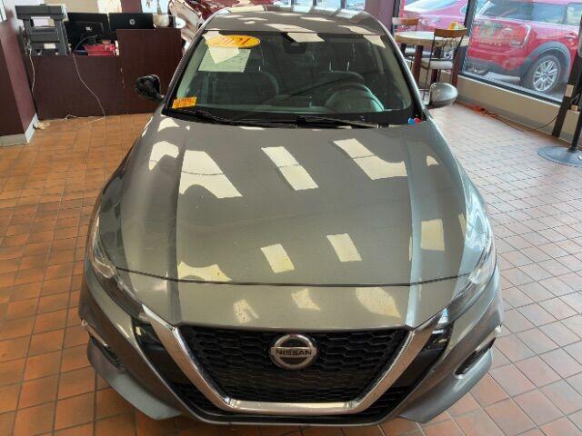 Photo of 2021 Gun Metallic Nissan Altima