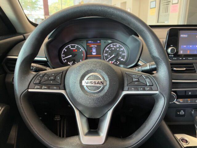 Photo of 2021 Gun Metallic Nissan Altima