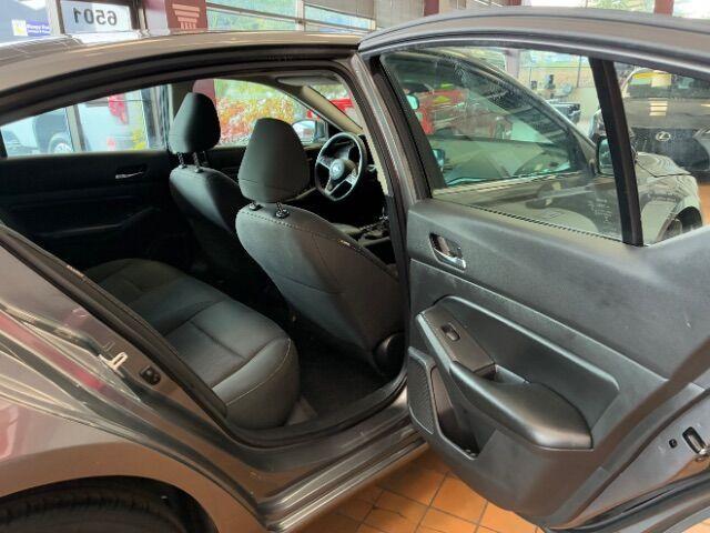 Photo of 2021 Gun Metallic Nissan Altima