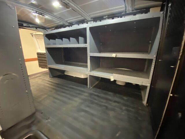 Photo of 2018 Summit White Chevrolet Express 3500