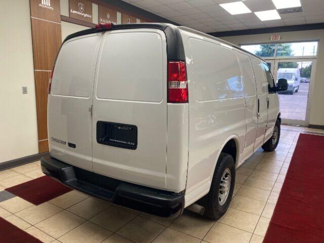Photo of 2018 Summit White Chevrolet Express 3500