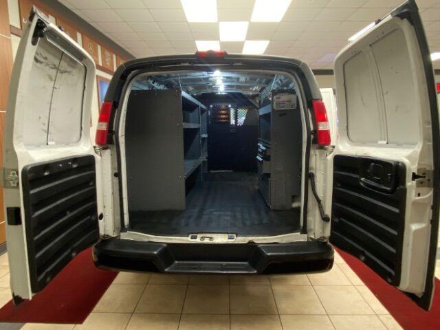 Photo of 2018 Summit White Chevrolet Express 3500