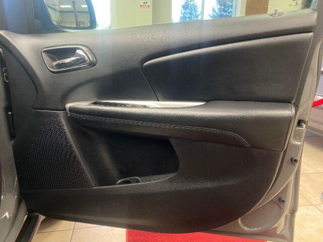 Photo of 2020 Destroyer Gray Clearcoat Dodge Journey