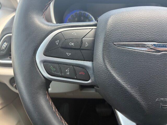 Photo of 2017 Velvet Red Pearlcoat Chrysler Pacifica