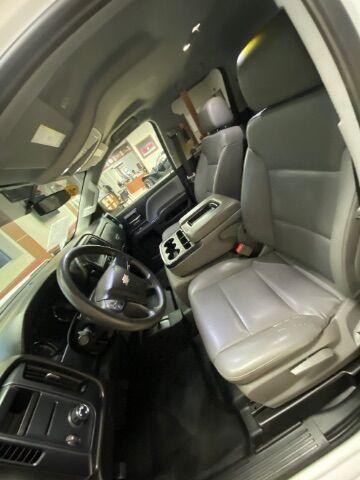 Photo of 2018 Summit White Chevrolet Silverado 1500