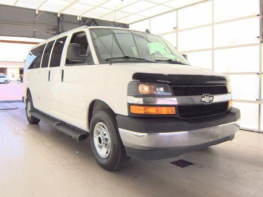 Photo of 2020 Summit White Chevrolet Express 3500