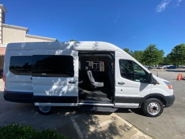 Photo of 2019 Oxford White Ford Transit-350