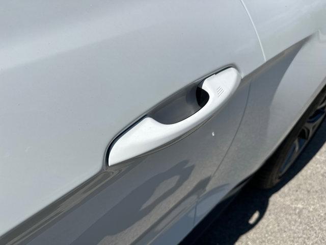 Photo of 2022 Oxford White Ford Mustang