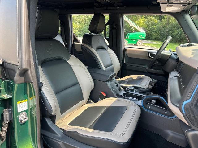 Photo of 2024 Eruption Green Metallic Ford Bronco