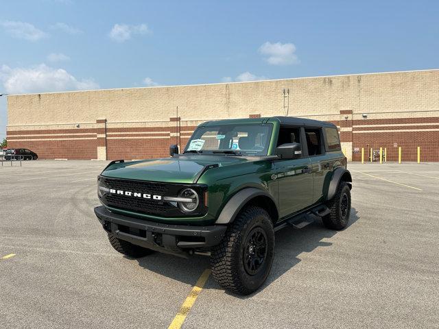 Photo of 2024 Eruption Green Metallic Ford Bronco