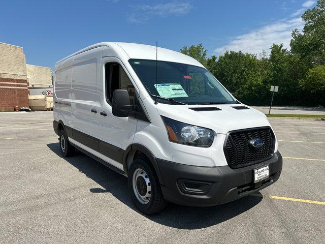 Photo of 2025 Oxford White Ford Transit-250