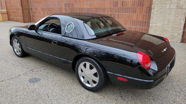 Photo of 2002 Evening Black Ford Thunderbird