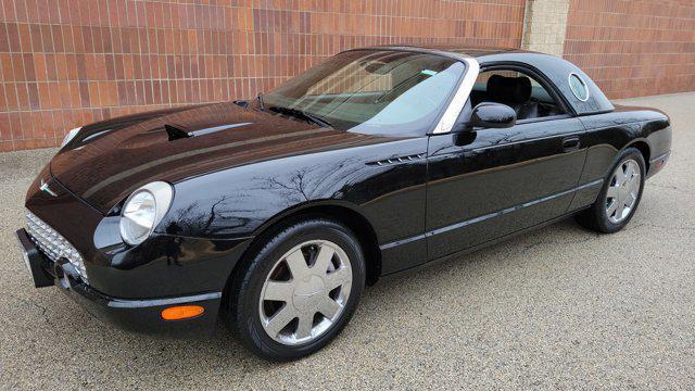 Photo of 2002 Evening Black Ford Thunderbird