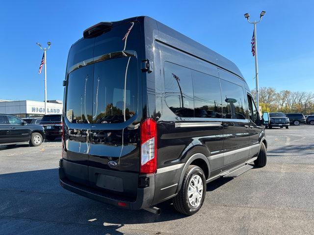 Photo of 2023 Agate Black Metallic Ford Transit-350