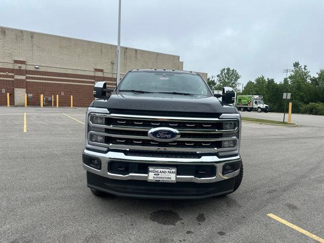 Photo of 2025 Agate Black Metallic Ford F-250