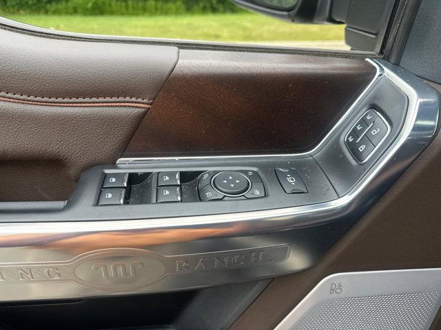 Photo of 2025 Agate Black Metallic Ford F-250