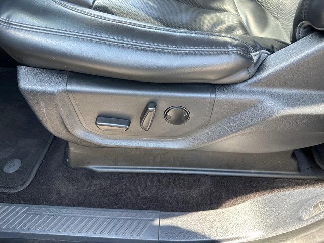 Photo of 2022 Agate Black Metallic Ford Expedition Max