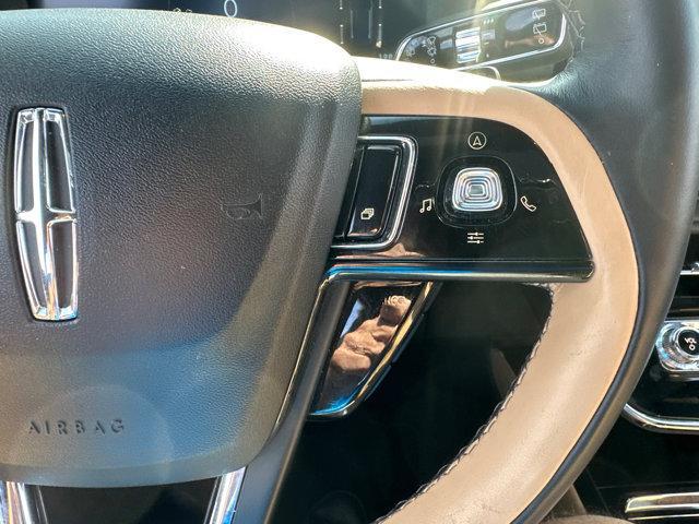 Photo of 2023 Red Carpet Metallic Tinted Clearcoat Lincoln Corsair