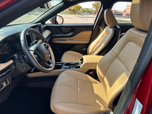 Photo of 2023 Red Carpet Metallic Tinted Clearcoat Lincoln Corsair
