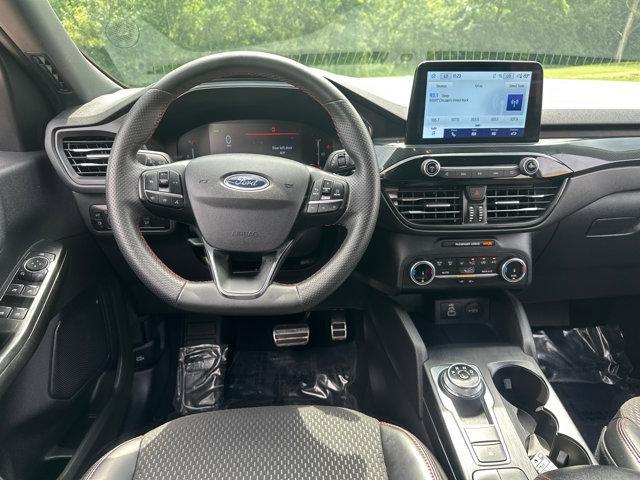 Photo of 2024 Agate Black Metallic Ford Escape