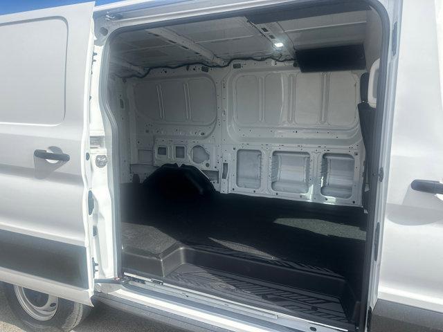 Photo of 2025 Oxford White Ford Transit-150