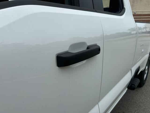 Photo of 2025 Oxford White Ford F-250