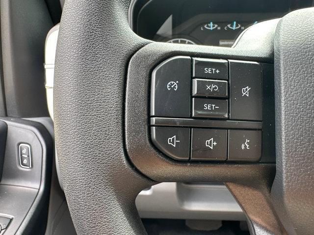 Photo of 2025 Oxford White Ford F-250