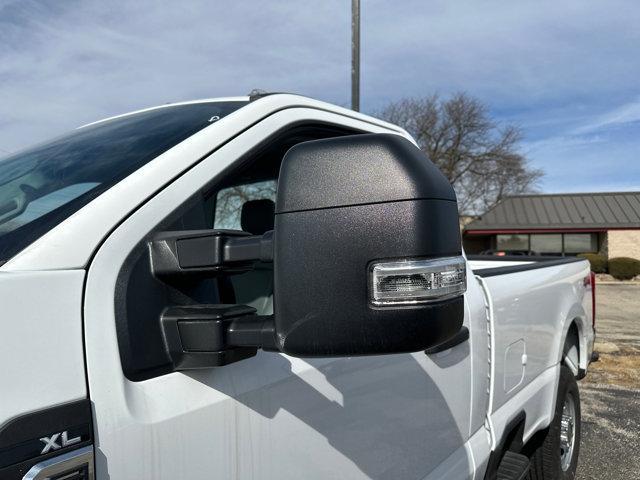 Photo of 2024 Oxford White Ford F-250