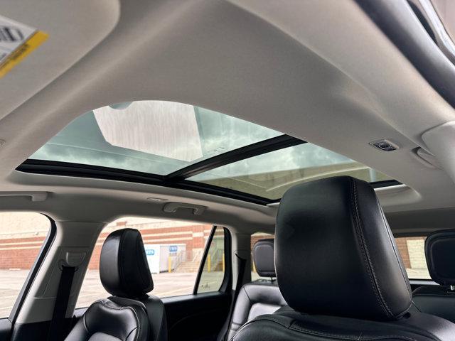 Photo of 2025 Infinite Black Metallic Clearcoat Lincoln Aviator