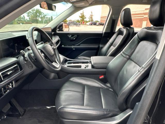 Photo of 2025 Infinite Black Metallic Clearcoat Lincoln Aviator