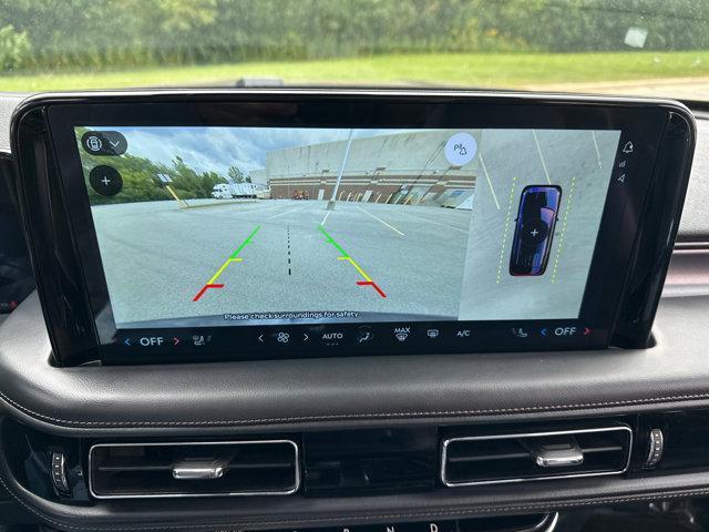 Photo of 2025 Infinite Black Metallic Clearcoat Lincoln Aviator