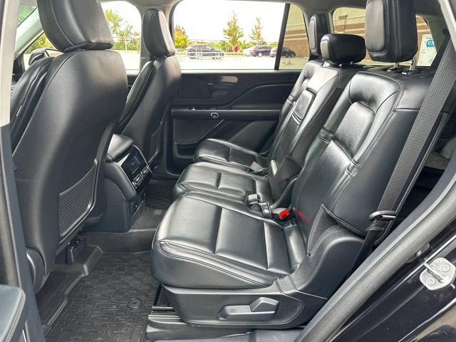 Photo of 2025 Infinite Black Metallic Clearcoat Lincoln Aviator