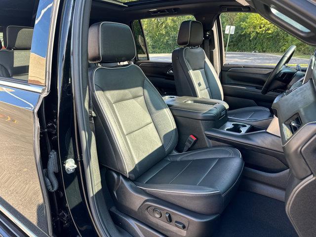Photo of 2023 Onyx Black GMC Yukon XL