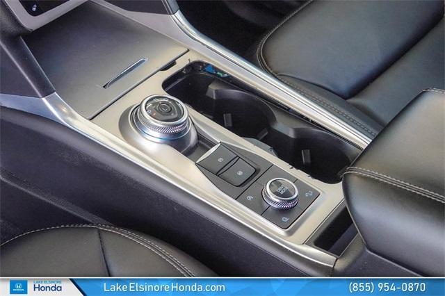 Photo of 2023 Oxford White Ford Explorer