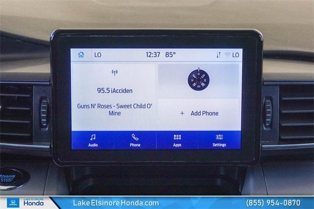 Photo of 2023 Oxford White Ford Explorer