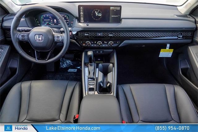 Photo of 2025 Solar Silver Metallic Honda Accord Hybrid