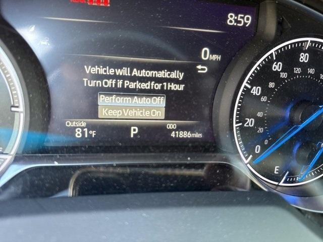Photo of 2022 Black Toyota Venza