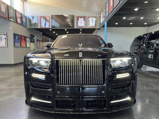 Photo of 2024 Black Rolls-Royce Phantom