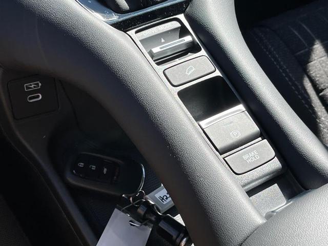 Photo of 2025 Crystal Black Pearl (bk) Honda HR-V