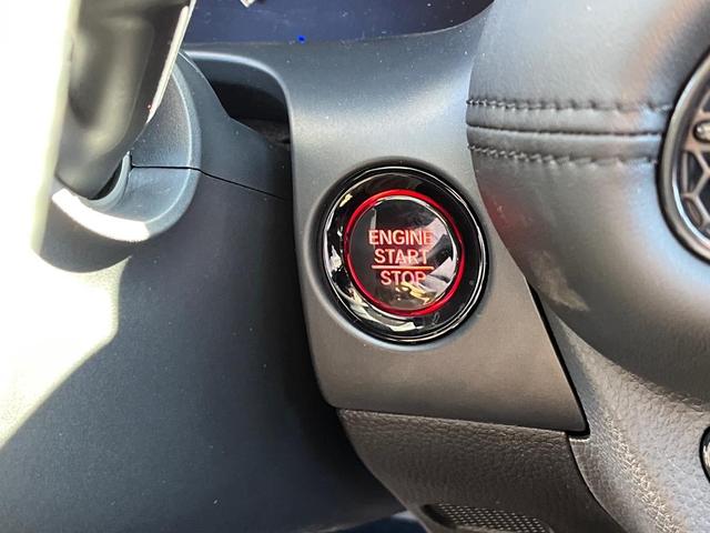 Photo of 2025 Crystal Black Pearl (bk) Honda HR-V