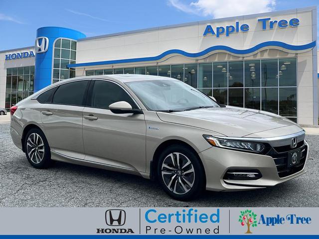 Photo of 2020 Champagne Frost Pearl Honda Accord Hybrid