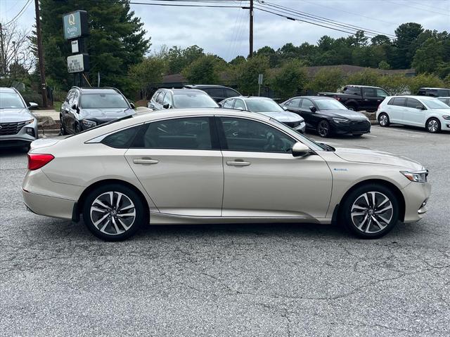 Photo of 2020 Champagne Frost Pearl Honda Accord Hybrid