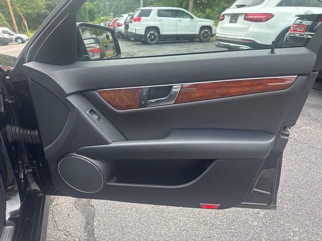 Photo of 2010 Black Mercedes-Benz C-Class