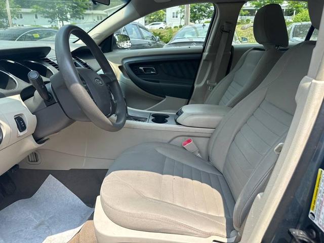 Photo of 2010 Steel Blue Metallic Ford Taurus