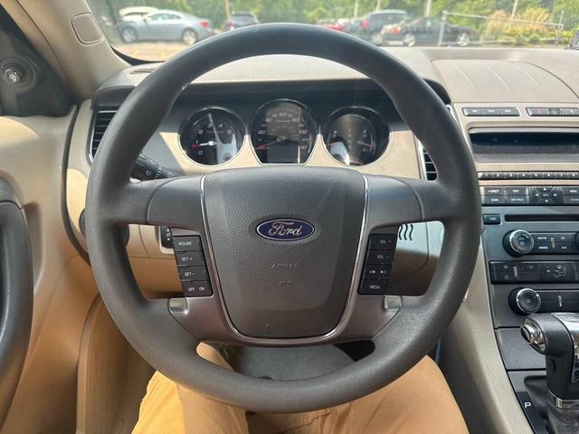 Photo of 2010 Steel Blue Metallic Ford Taurus
