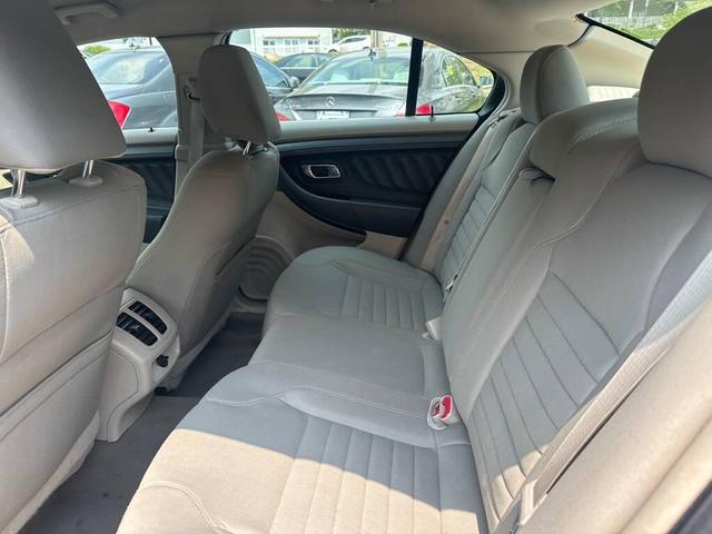 Photo of 2010 Steel Blue Metallic Ford Taurus