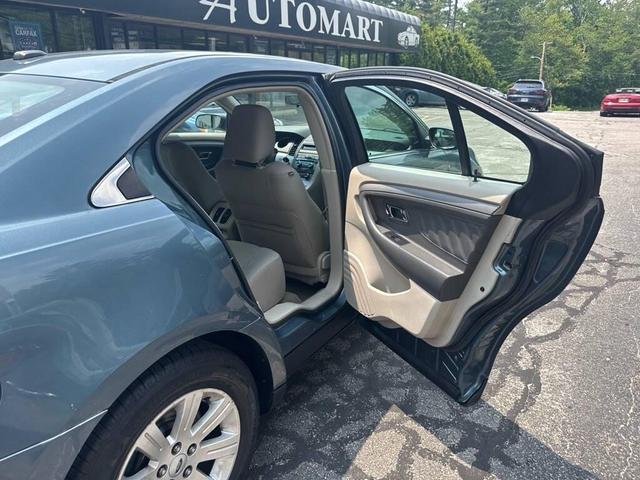 Photo of 2010 Steel Blue Metallic Ford Taurus
