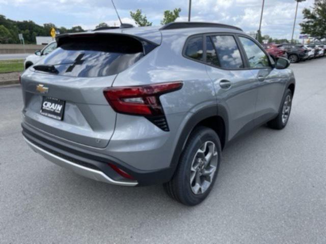 Photo of 2025 Sterling Gray Metallic Chevrolet Trax